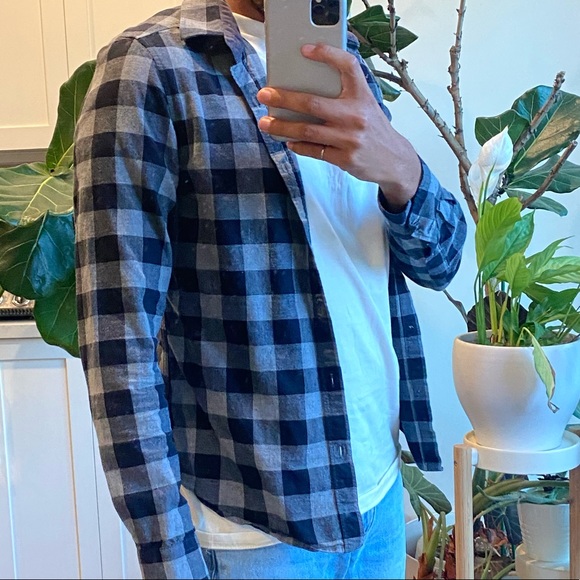 Plaid shirt grey and black - Picture 3 of 4